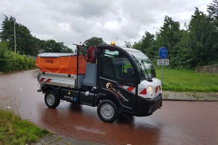 De Goupil G4 bedrijfswagen als elektrische zoutstrooier
